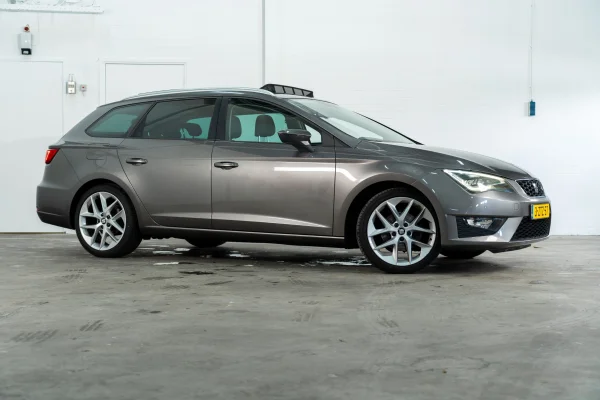 Foto 25 van fotogallerij Seat Leon ST 1.4 TSI ACT FR uit 2015