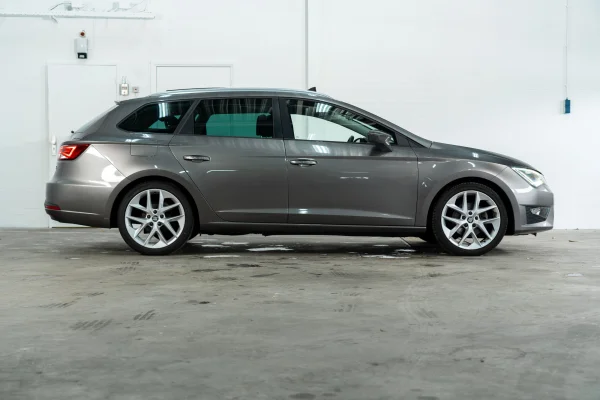 Foto 24 van fotogallerij Seat Leon ST 1.4 TSI ACT FR uit 2015
