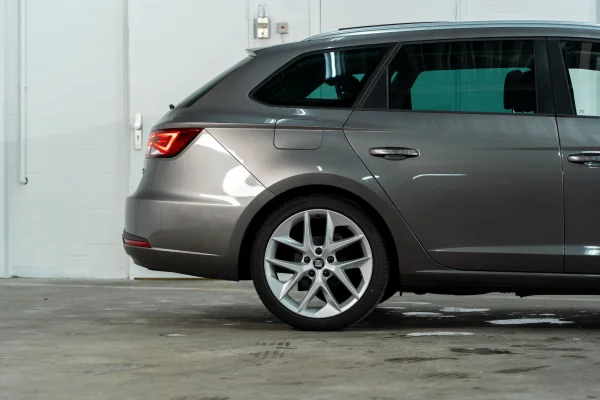 Foto 22 van fotogallerij Seat Leon ST 1.4 TSI ACT FR uit 2015