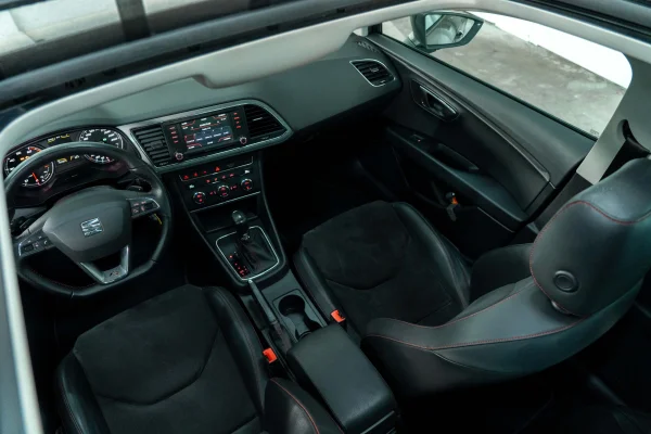 Foto 35 van fotogallerij Seat Leon ST 1.4 TSI ACT FR uit 2015