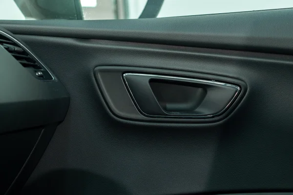 Foto 49 van fotogallerij Seat Leon ST 1.4 TSI ACT FR uit 2015
