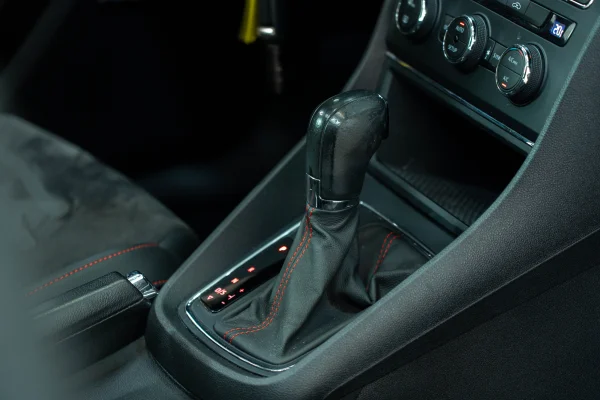 Foto 45 van fotogallerij Seat Leon ST 1.4 TSI ACT FR uit 2015