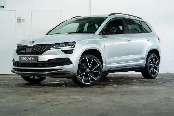 Foto 1 van fotogallerij Skoda Karoq 1.5 TSI Sportline Business uit 2021