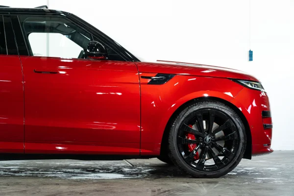 Foto 21 van fotogallerij Land Rover Range Rover Sport uit 2023