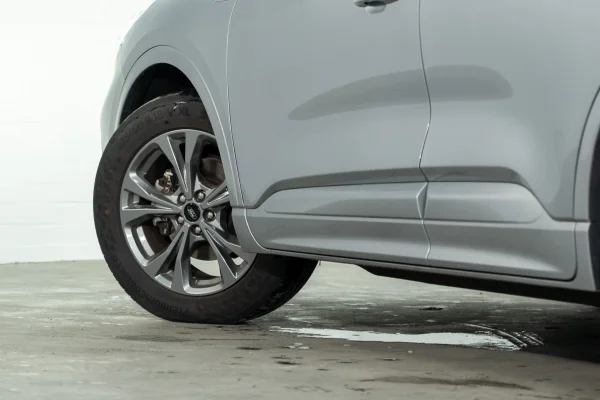Foto 18 van fotogallerij Ford Kuga 1.5 EcoBoost 150PK ST-Line X uit 2020