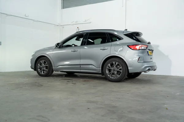 Foto 13 van fotogallerij Ford Kuga 1.5 EcoBoost 150PK ST-Line X uit 2020