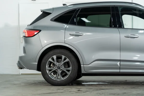 Foto 24 van fotogallerij Ford Kuga 1.5 EcoBoost 150PK ST-Line X uit 2020