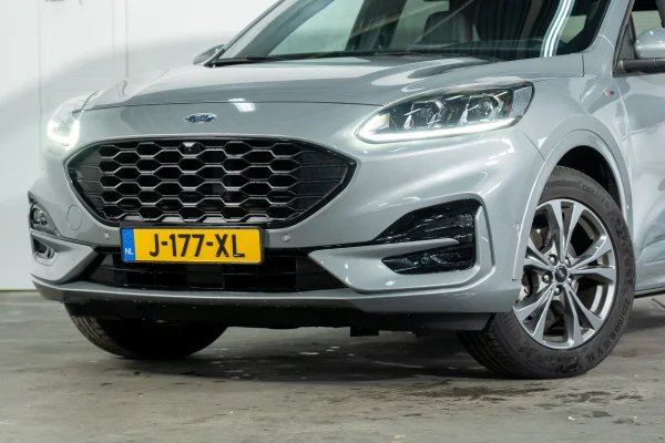 Foto 2 van fotogallerij Ford Kuga 1.5 EcoBoost 150PK ST-Line X uit 2020
