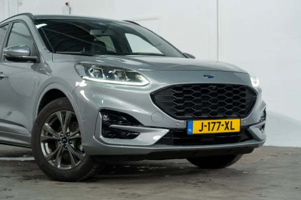 Foto 28 van fotogallerij Ford Kuga 1.5 EcoBoost 150PK ST-Line X uit 2020
