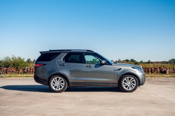 Foto 2 van fotogallerij Land Rover Discovery 5 uit 2018