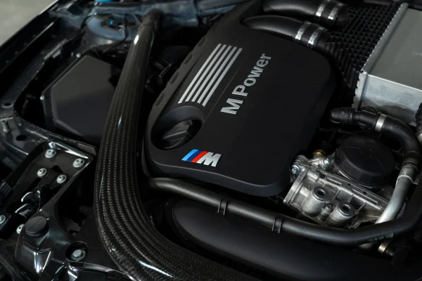 Foto 30 van fotogallerij BMW M4 Competition uit 2017