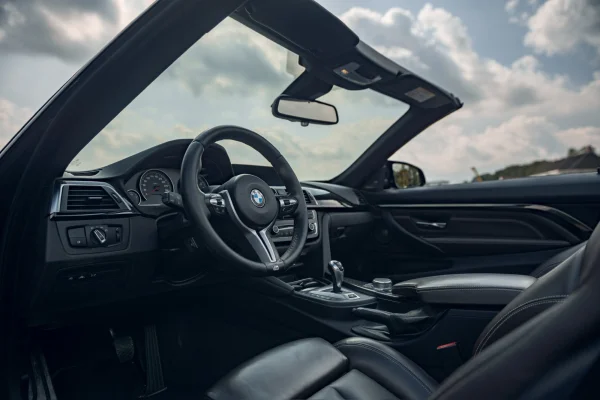 Foto 9 van fotogallerij BMW M4 Competition uit 2017