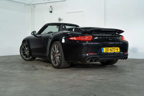 Foto 23 van fotogallerij Porsche 911 991 Carrera Cabrio uit 2014
