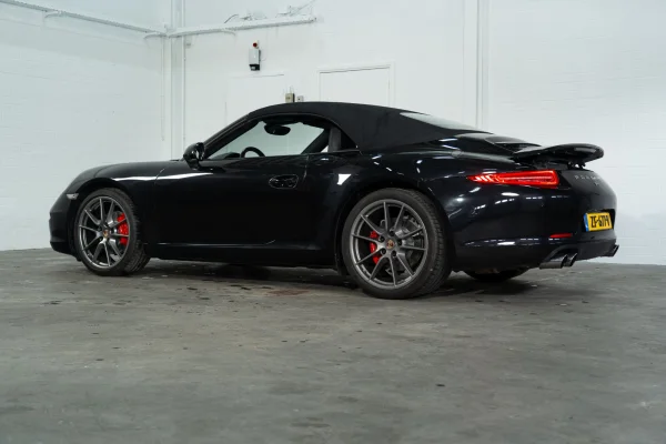 Foto 46 van fotogallerij Porsche 911 991 Carrera Cabrio uit 2014