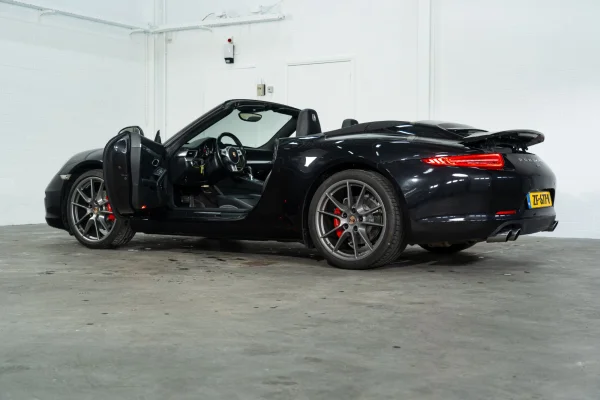 Foto 48 van fotogallerij Porsche 911 991 Carrera Cabrio uit 2014