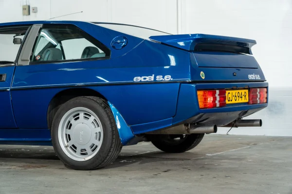 Foto 16 van fotogallerij Lotus Excel uit 1986