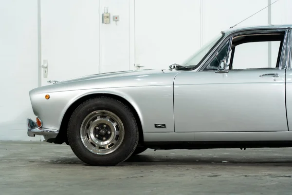 Foto 17 van fotogallerij Jaguar XJ6 uit 1969