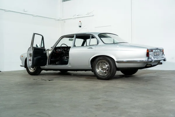 Foto 21 van fotogallerij Jaguar XJ6 uit 1969