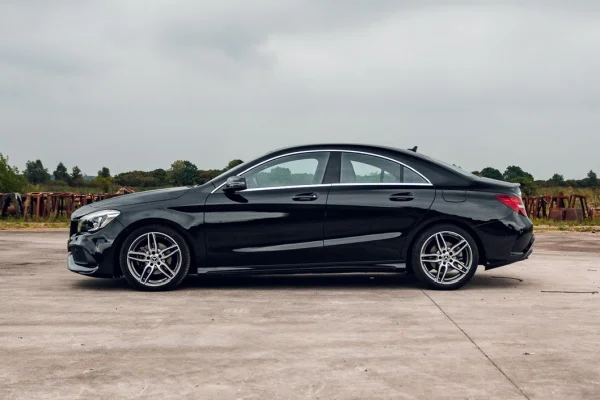 Foto 2 van fotogallerij Mercedes-Benz CLA 180 uit 2019