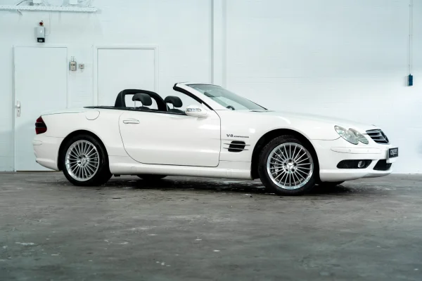 Foto 16 van fotogallerij Mercedes-Benz SL 55 AMG uit 2003