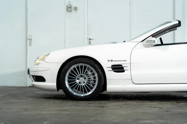 Foto 18 van fotogallerij Mercedes-Benz SL 55 AMG uit 2003