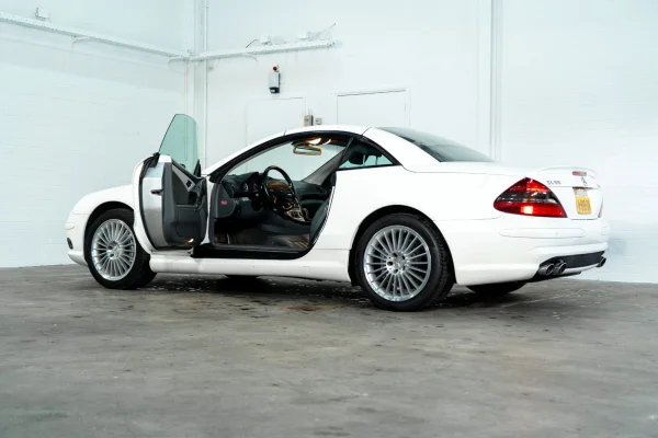 Foto 34 van fotogallerij Mercedes-Benz SL 55 AMG uit 2003