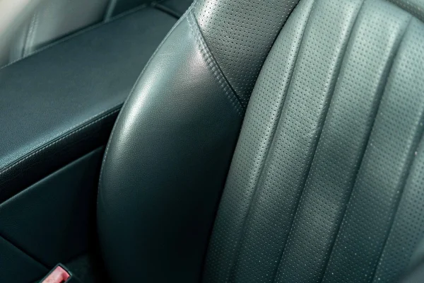 Foto 45 van fotogallerij Mercedes-Benz SL 55 AMG uit 2003