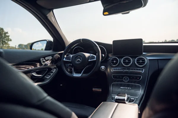 Foto 8 van fotogallerij Mercedes-Benz C63 S AMG Estate uit 2018