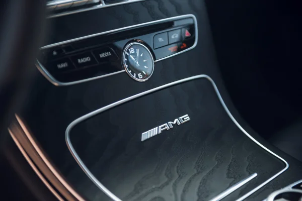 Foto 14 van fotogallerij Mercedes-Benz C63 S AMG Estate uit 2018