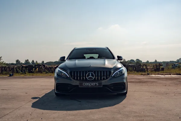 Foto 2 van fotogallerij Mercedes-Benz C63 S AMG Estate uit 2018