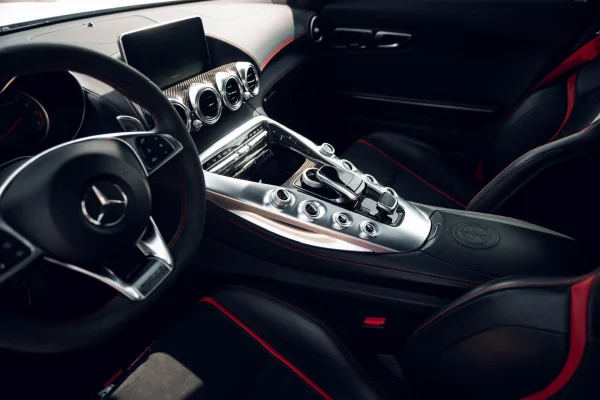 Foto 11 van fotogallerij Mercedes-Benz AMG GT S uit 2015