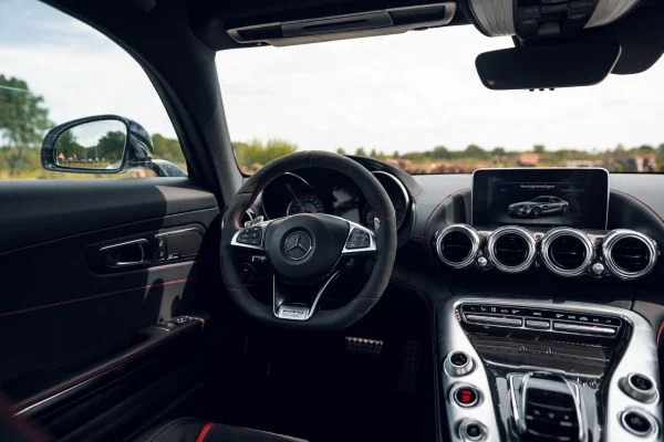 Foto 9 van fotogallerij Mercedes-Benz AMG GT S uit 2015