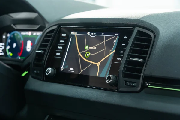 Foto 34 van fotogallerij Skoda Karoq 1.5 TSI Sportline uit 2021