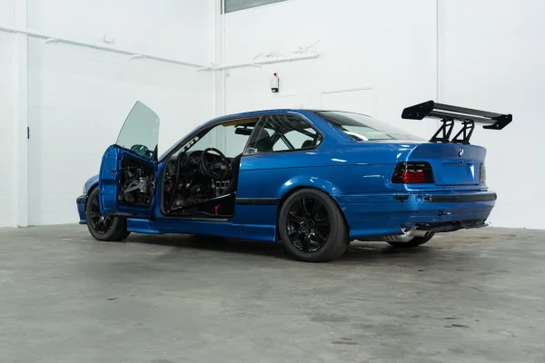 Foto 27 van fotogallerij BMW E36 325i Coupé uit 1992