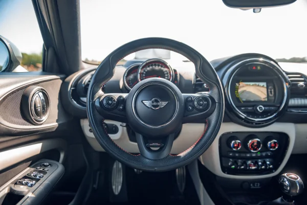 Foto 5 van fotogallerij MINI Clubman John Cooper Works ALL4 uit 2015