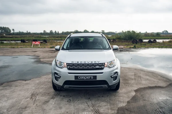 Foto 2 van fotogallerij Land Rover Discovery Sport 2.2 TD4 4WD uit 2015