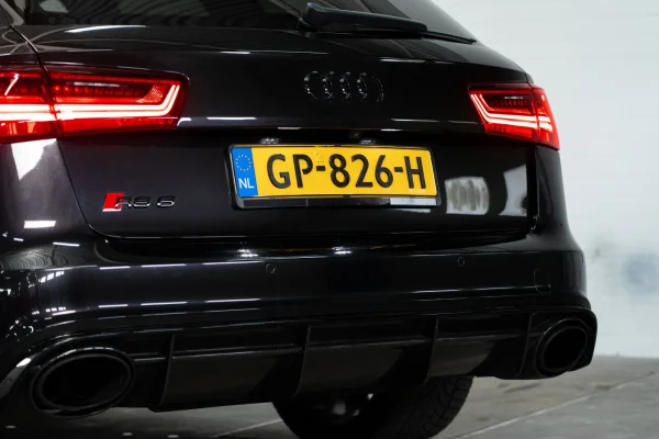 Foto 12 van fotogallerij Audi RS6 Avant uit 2015