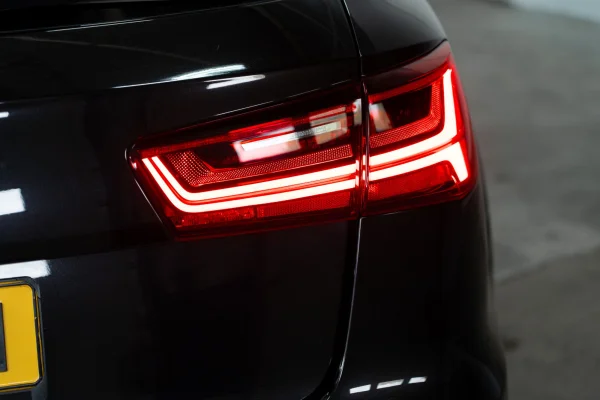 Foto 13 van fotogallerij Audi RS6 Avant uit 2015