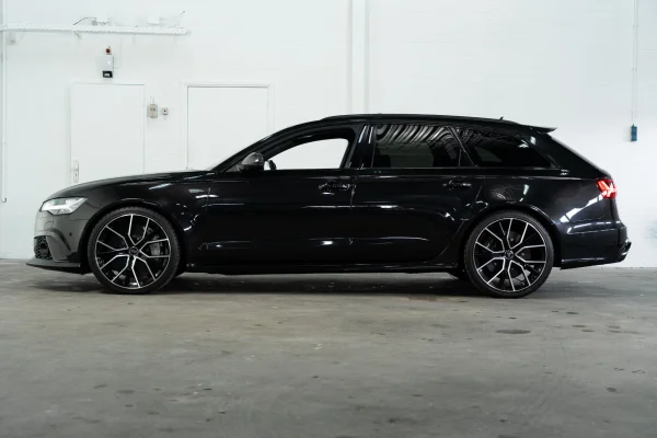 Foto 18 van fotogallerij Audi RS6 Avant uit 2015