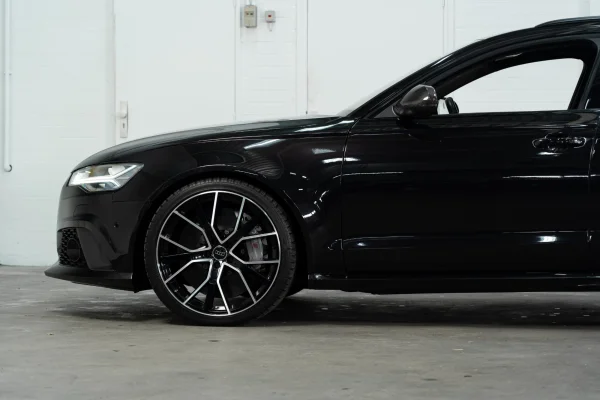 Foto 19 van fotogallerij Audi RS6 Avant uit 2015