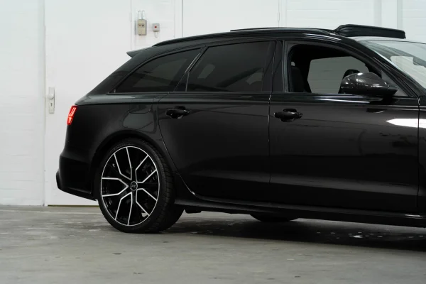 Foto 24 van fotogallerij Audi RS6 Avant uit 2015