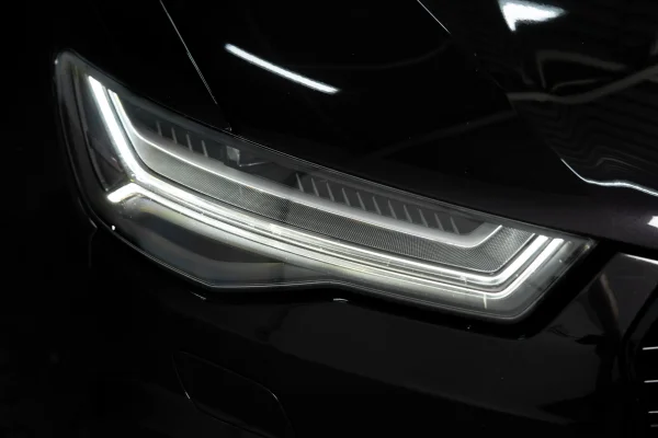 Foto 29 van fotogallerij Audi RS6 Avant uit 2015