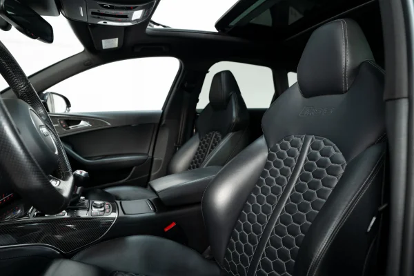 Foto 42 van fotogallerij Audi RS6 Avant uit 2015