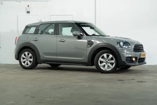 Foto 28 van fotogallerij MINI Countryman One Pepper uit 2018