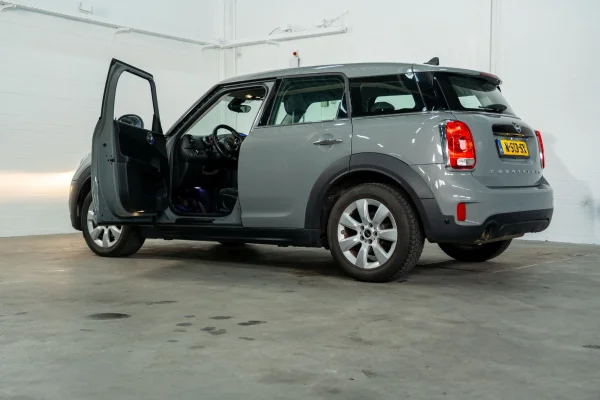 Foto 33 van fotogallerij MINI Countryman One Pepper uit 2018