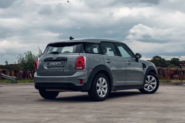 Foto 1 van fotogallerij MINI Countryman One Pepper uit 2018