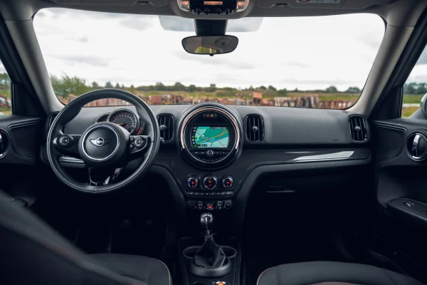 Foto 8 van fotogallerij MINI Countryman One Pepper uit 2018