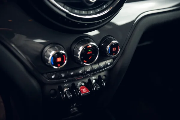 Foto 15 van fotogallerij MINI Countryman One Pepper uit 2018