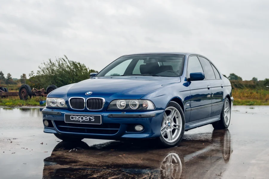 Foto 0 van fotogallerij BMW E39 535i uit 2002