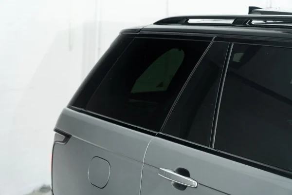 Foto 20 van fotogallerij Land Rover Range Rover uit 2019